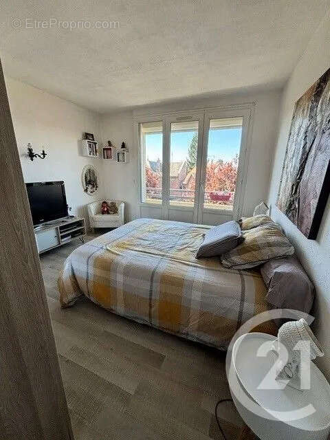 Appartement 77 m² à Saint-Quentin  - photo 13