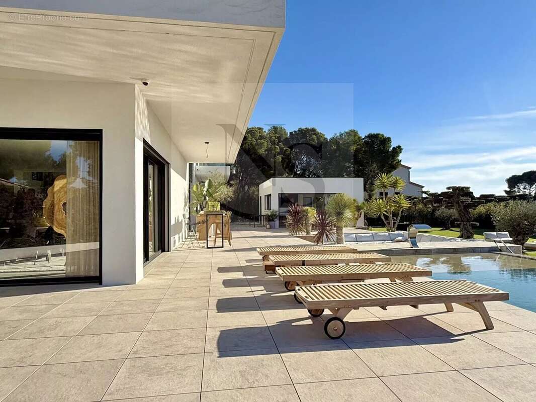 Maison à CARRY-LE-ROUET