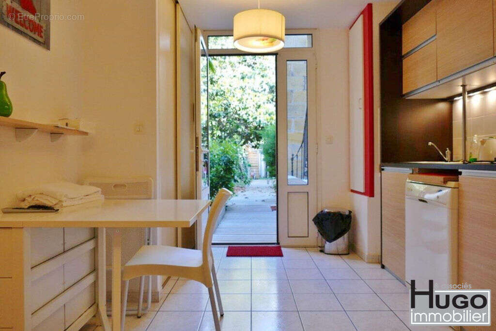 Appartement à BORDEAUX