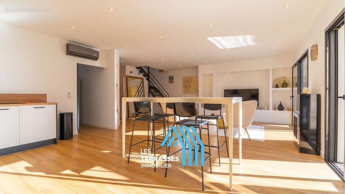 Maison à MONTELIMAR