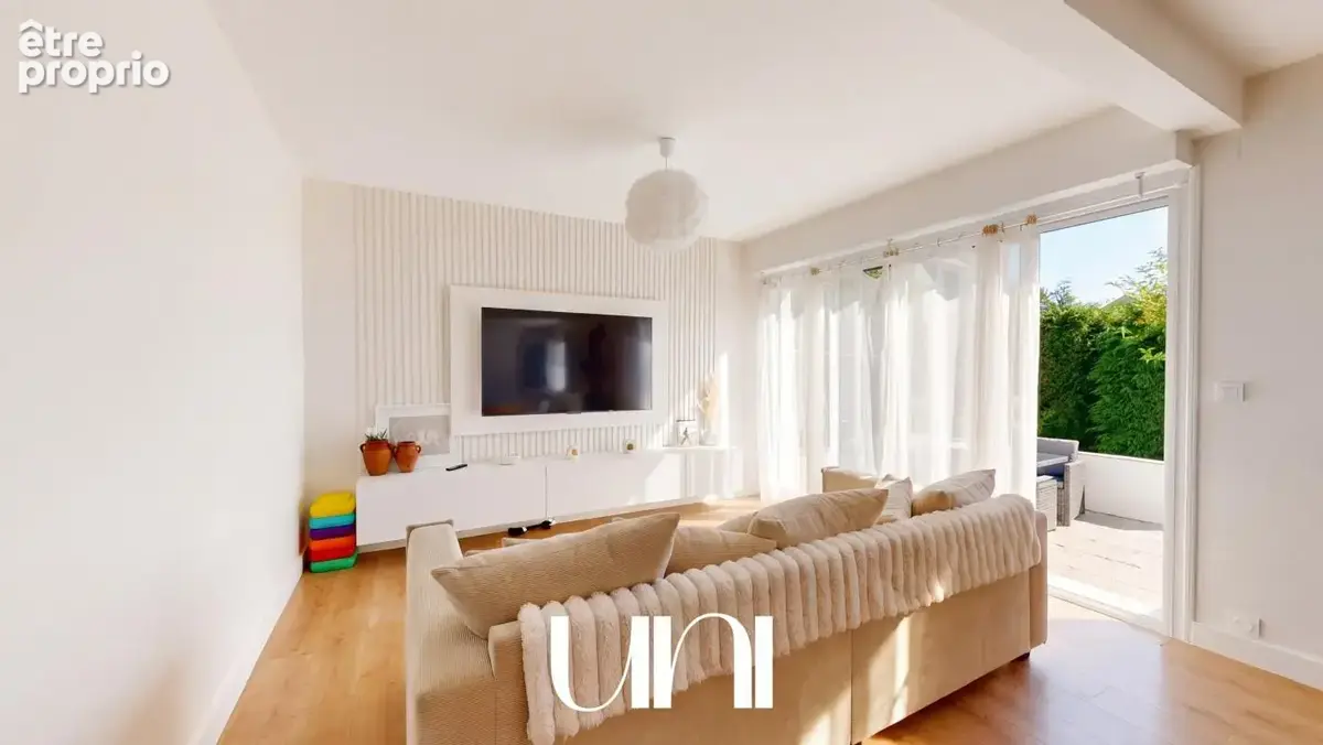 Photo Maison à Saint-Germain-La-Blanche-Herbe au prix de 347 000€