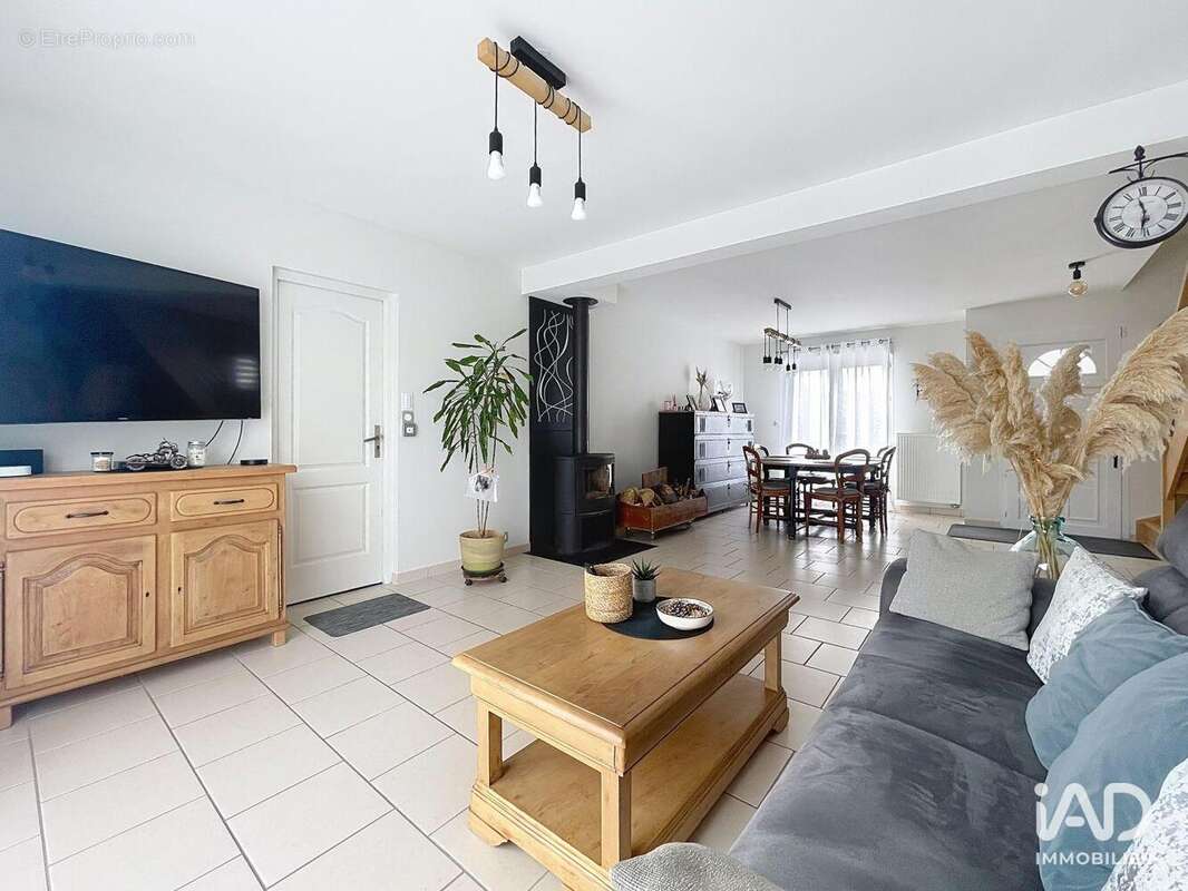 Photo 3 - Maison à SORIGNY