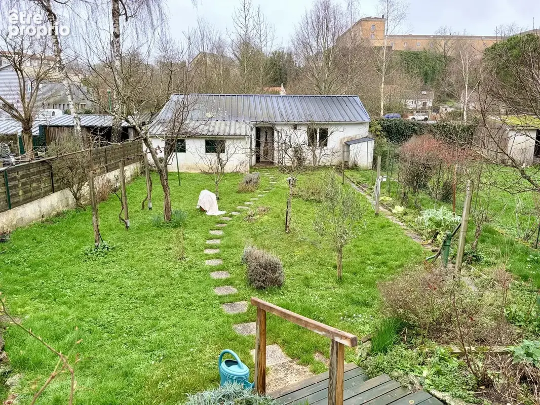 Jolie maison PENTAGONE plain-pied 4 chambres - 111m² - terrain 426m² - photo 5