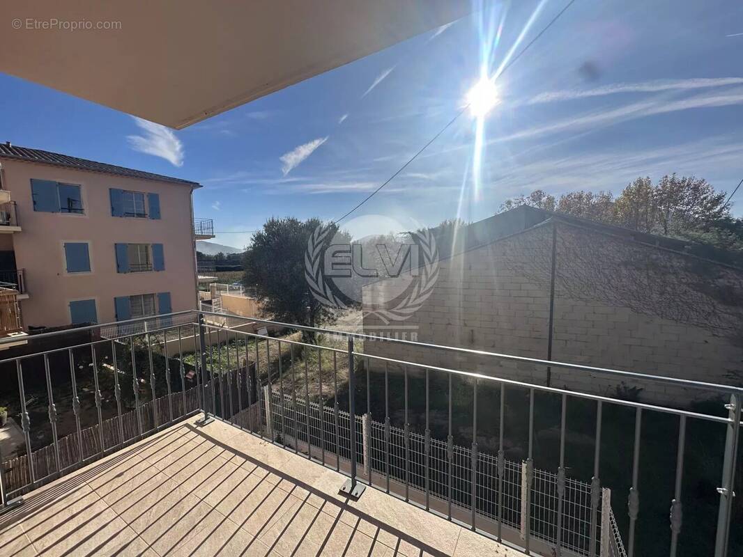 Appartement à PLAN-DE-LA-TOUR