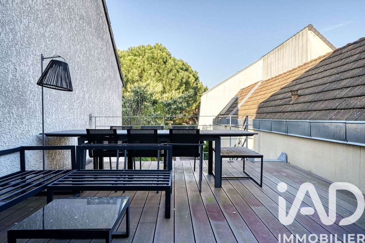 Maison 140 m² à Nanterre  - photo 4
