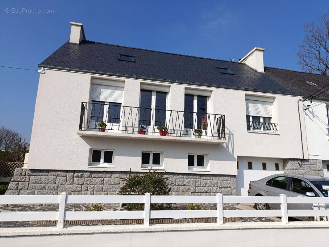 Maison à CARHAIX-PLOUGUER