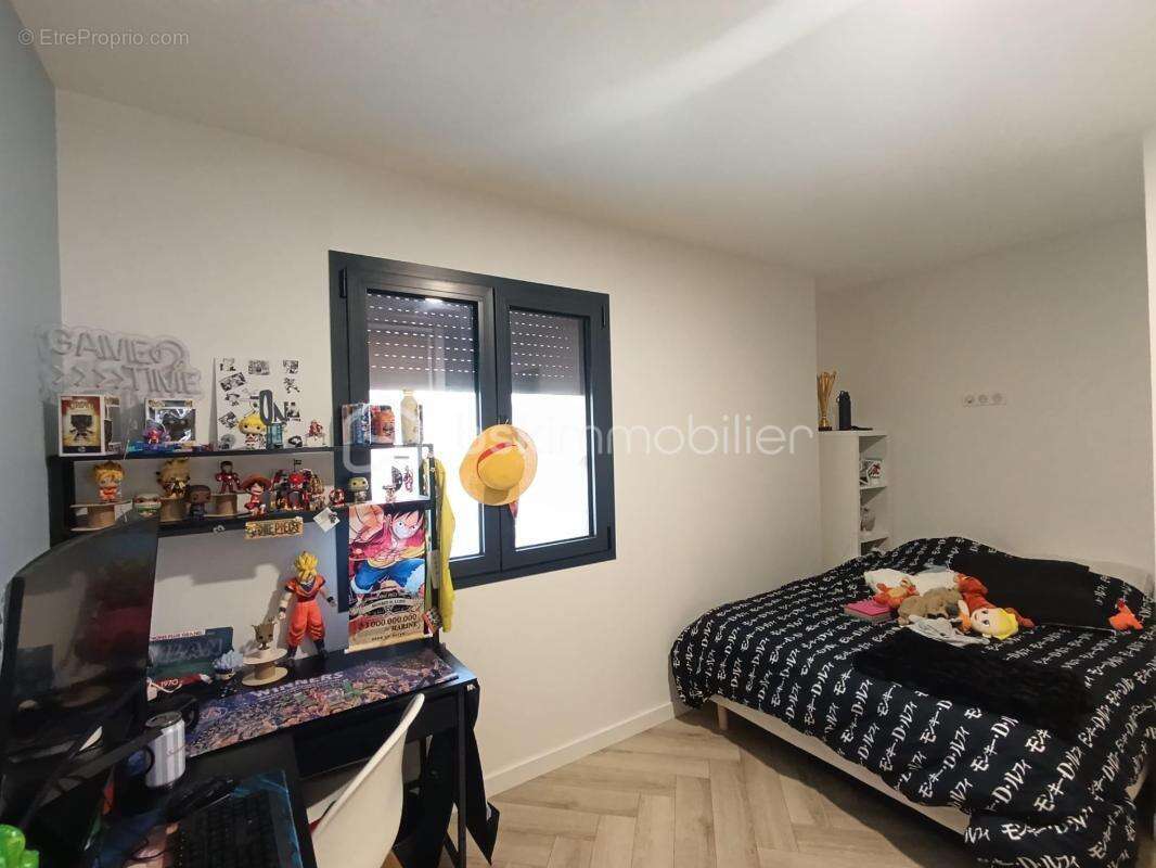 Maison 5 chambres de 174 m² avec piscine - photo 13