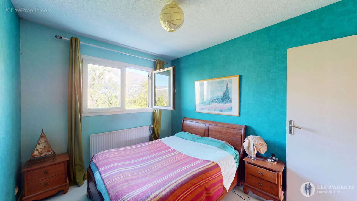 Appartement à SAINT-MARTIN-D'HERES