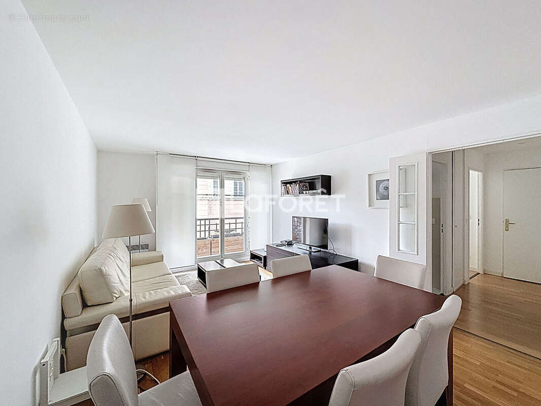 Appartement à LE PLESSIS-ROBINSON