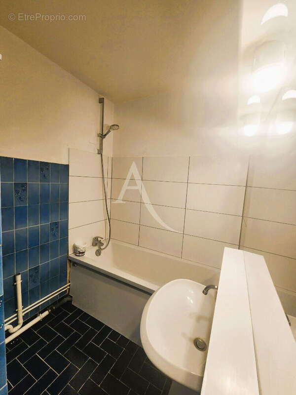 Appartement à FRESNES