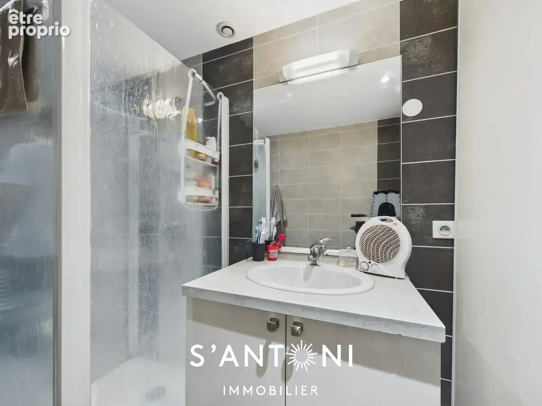 BEZIERS - Appartement T3 - Rez-de-chaussée de 58.65m² - photo 8