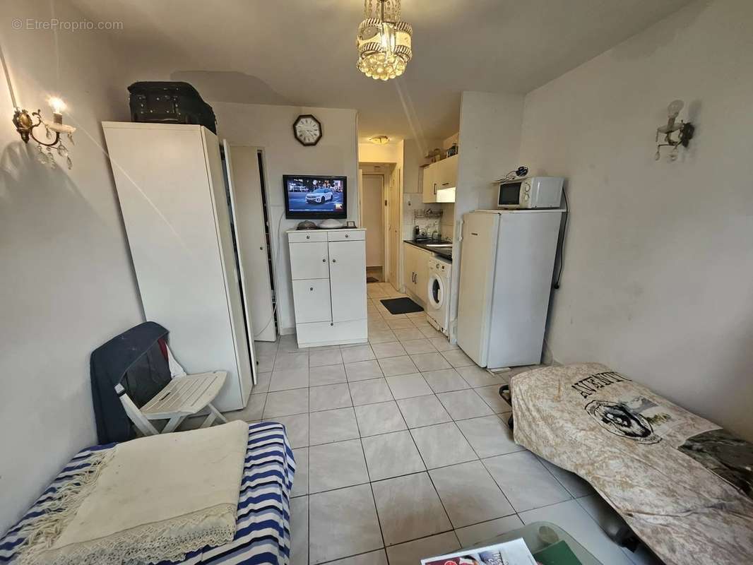 Appartement à VILLENEUVE-LOUBET