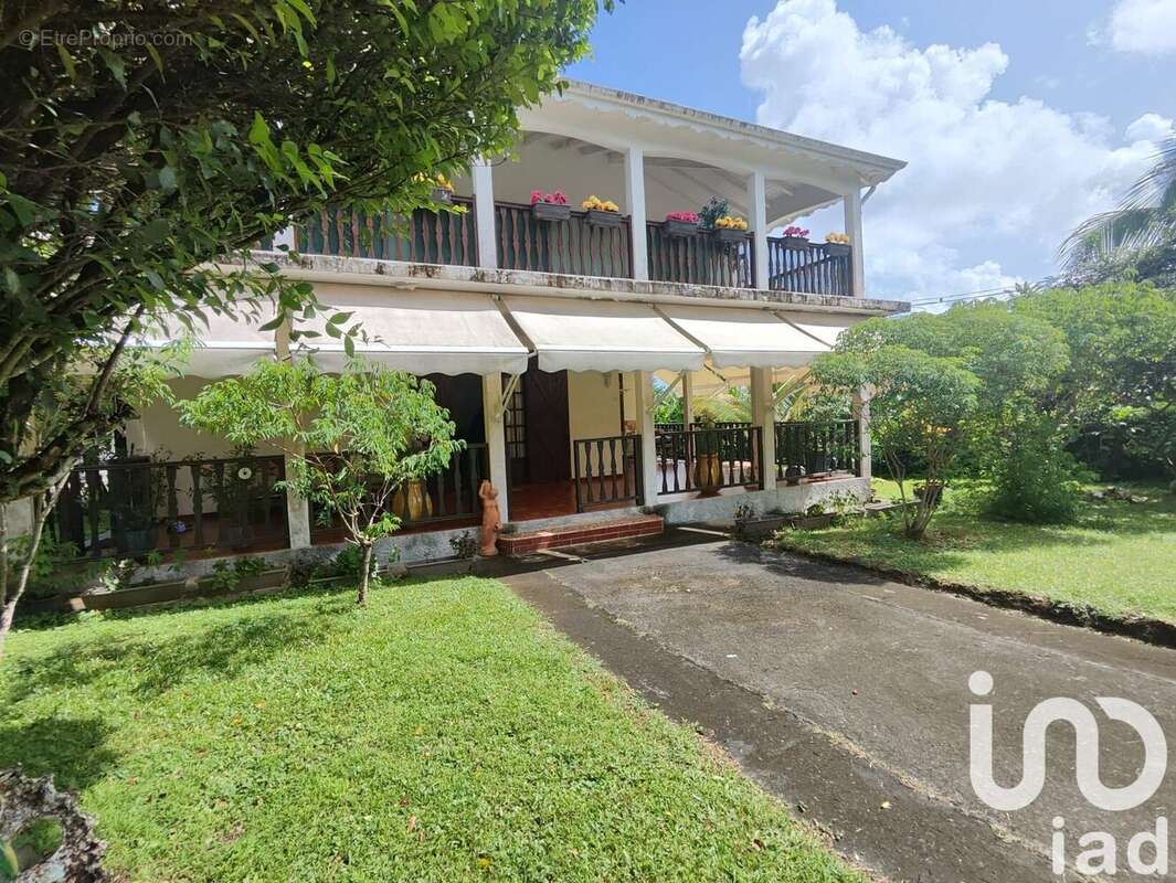 Photo 2 - Maison à CAPESTERRE-BELLE-EAU