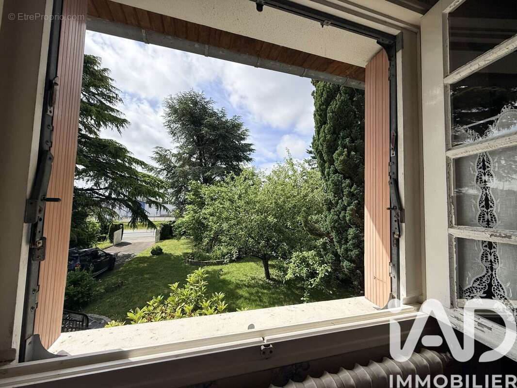 Photo 2 - Maison à ROMAGNY