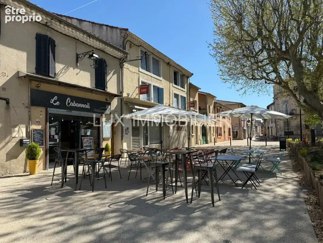 Commerce à CABANNES