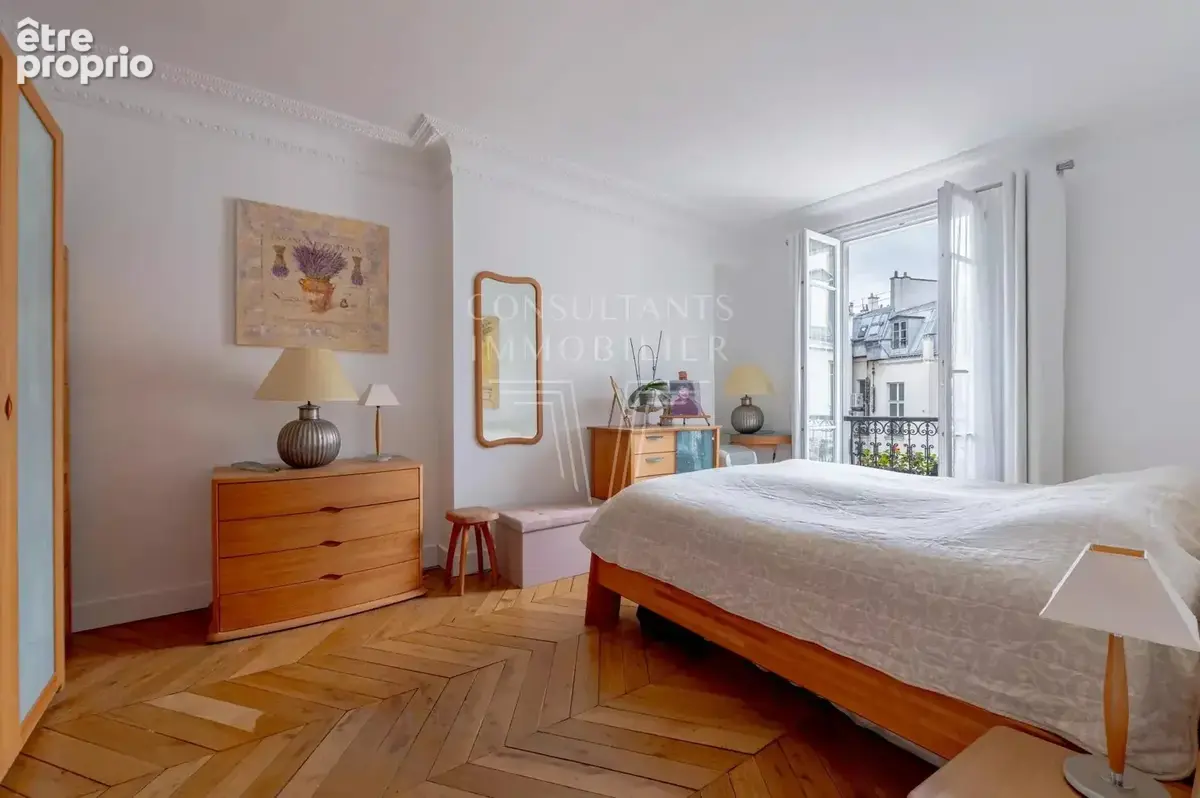 Parc monceau. appartement en étage élevé - photo 5