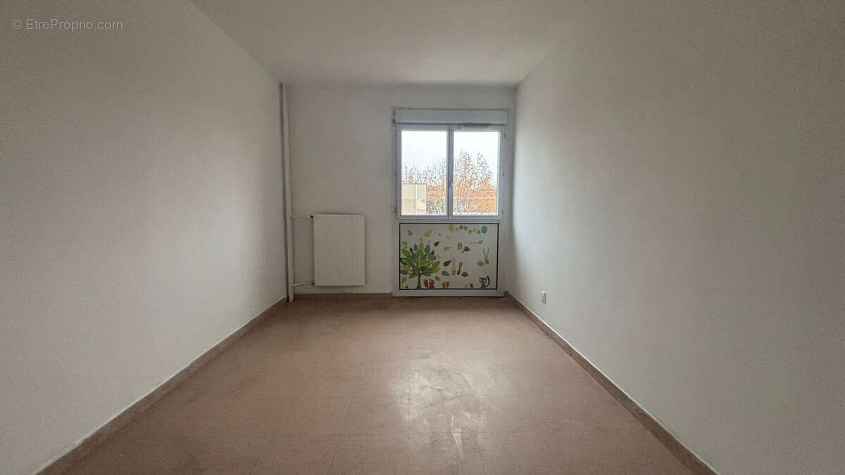 Appartement à PORT-DE-BOUC