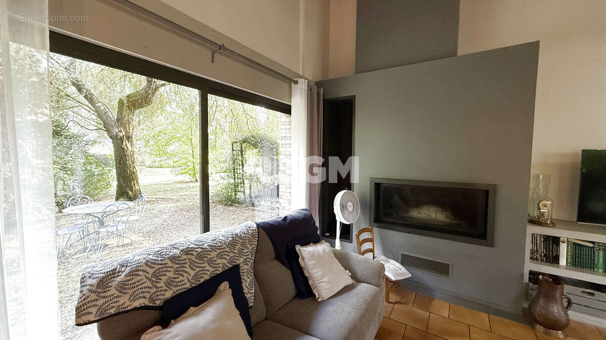 Villa d'architecte 195 m2 — Parc arboré de 5 389 m2  à MORCENX la Nouvelle - photo 3