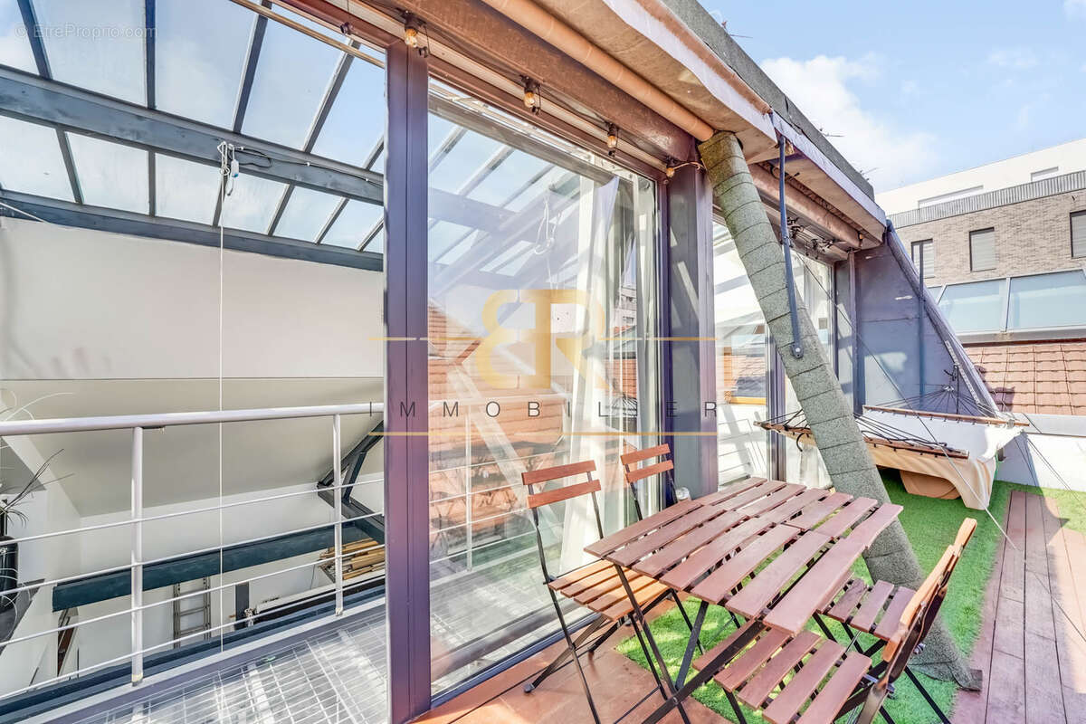 Loft atypique de 190 m2 avec terrasse, sauna sec, jacuzzi, calme et  lumineux - photo 26