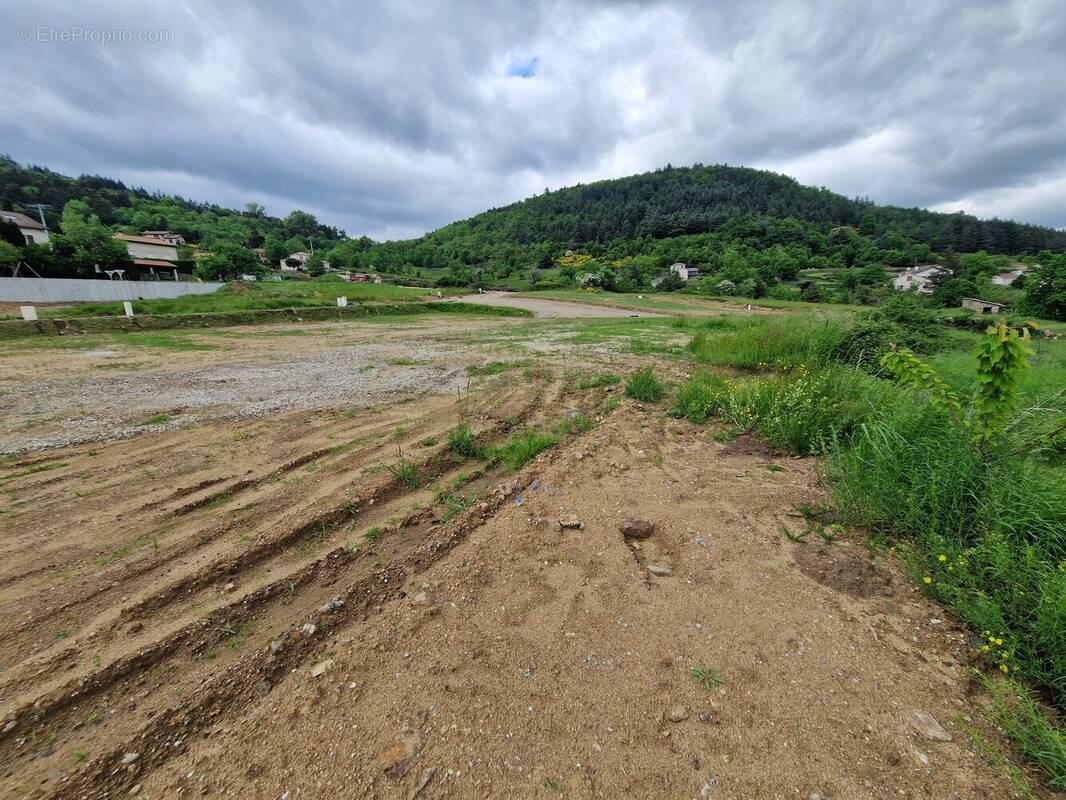 Photo 1 - Terrain à SAINT-ALBAN-D'AY