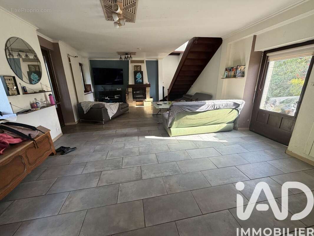 Photo 4 - Maison à LANDIVISIAU