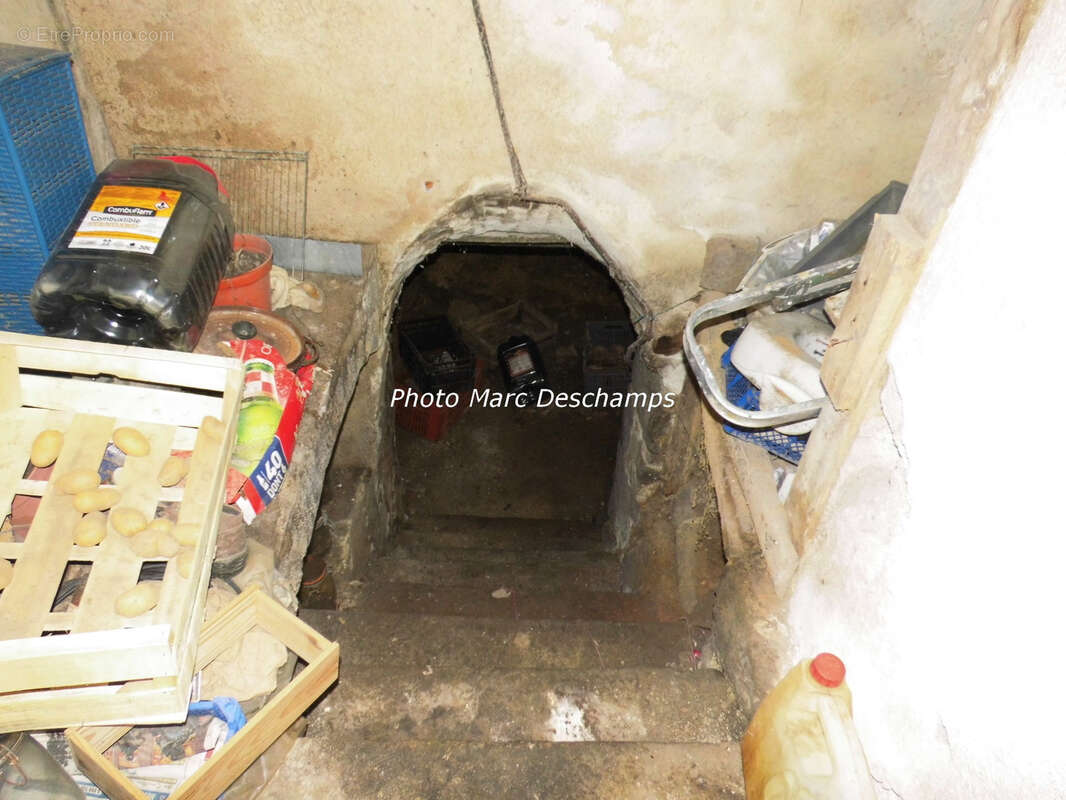 Maison à SAINT-JUNIEN-LA-BREGERE