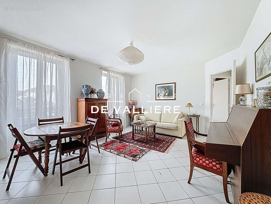 Appartement à RUEIL-MALMAISON