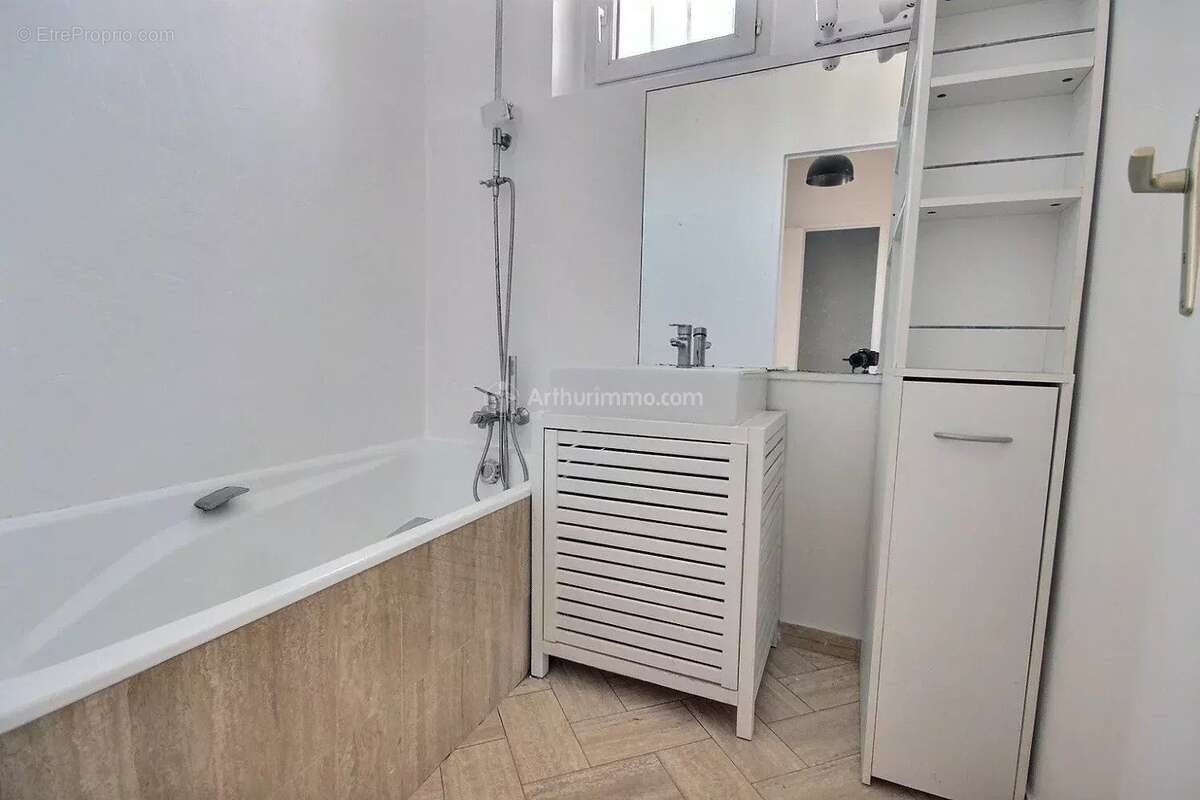 Appartement à ASNIERES-SUR-SEINE
