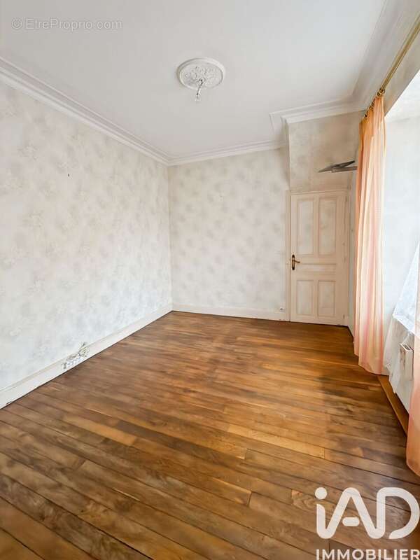 Maison 108 m² à Gy-Les-Nonains  - photo 5