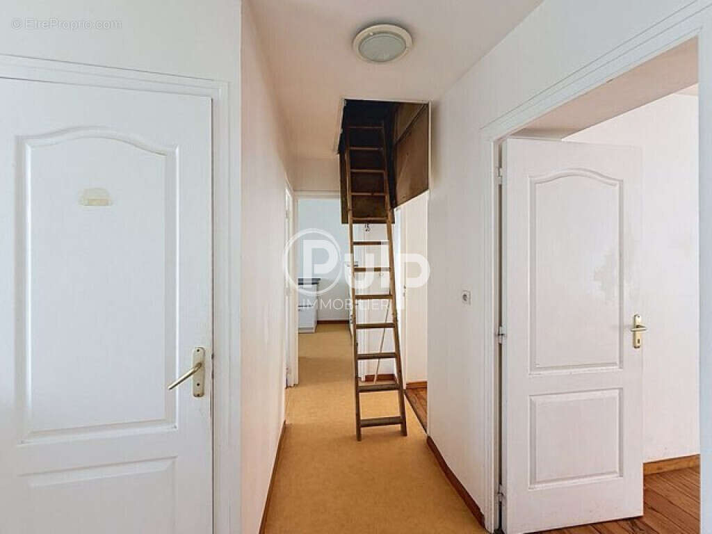 Maison de ville lumineuse de 135 m2 a vendre sur la commune de Lillers - photo 7