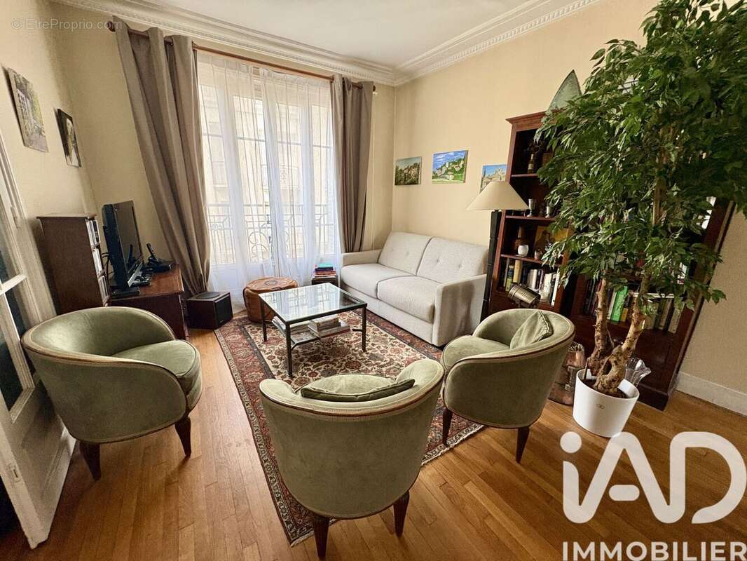 Photo 2 - Appartement à PARIS-11E