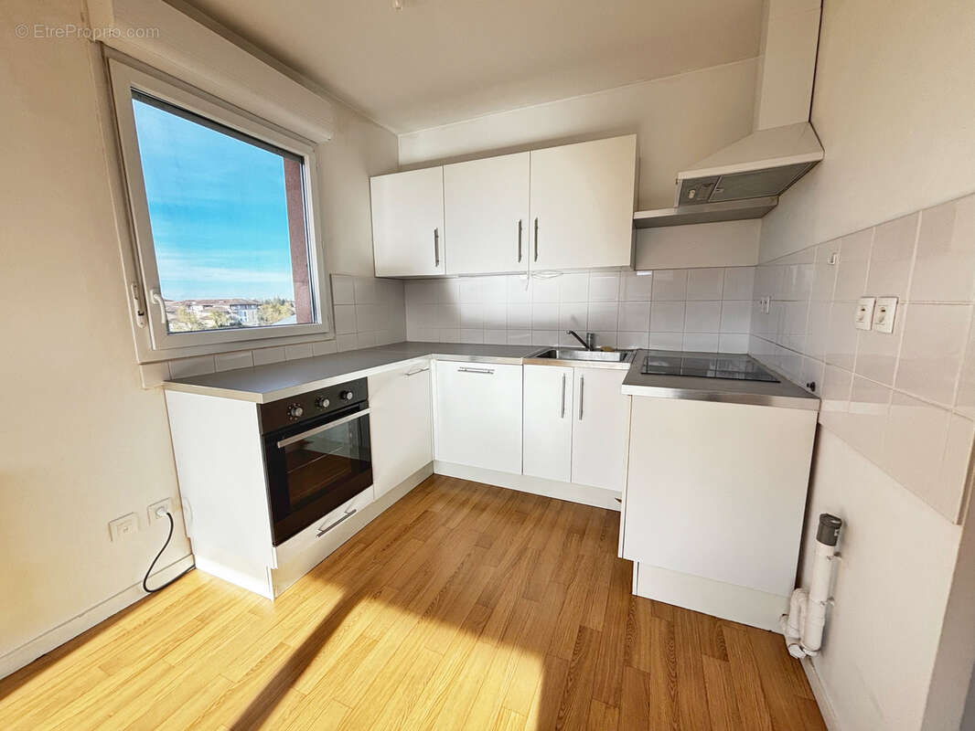 Appartement à L'ISLE-D'ABEAU