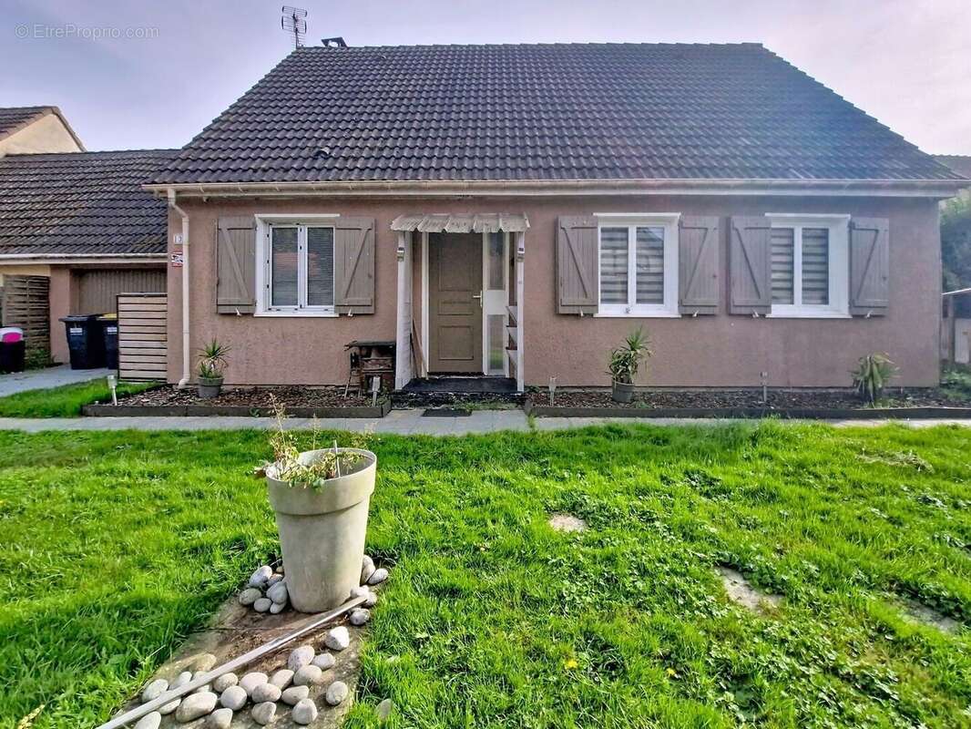 Maison  4 pièce(s) proche Etrepagny - photo 2