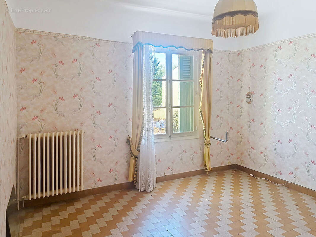 Maison à ROQUEMAURE