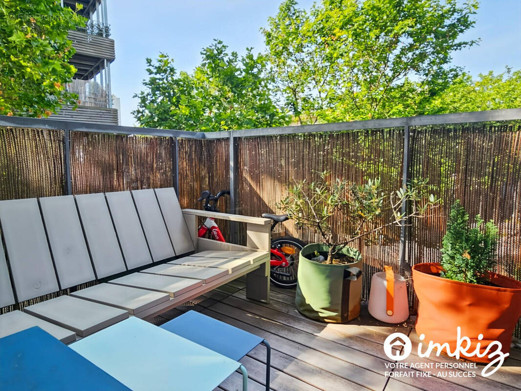 Appartement à PARIS-17E