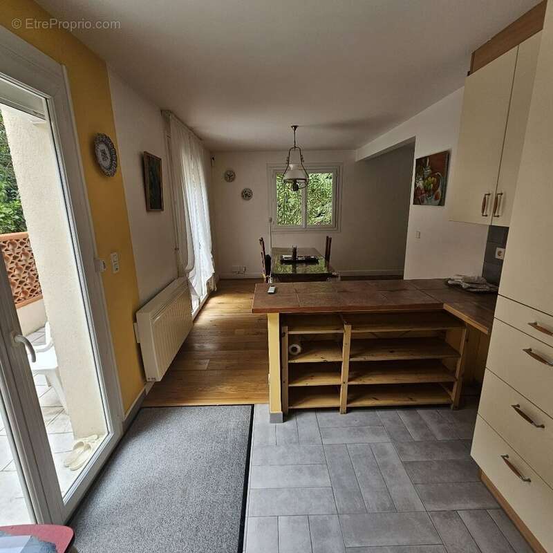 Toulouse,cöte pavee t4/5 dans une petite residence - photo 6