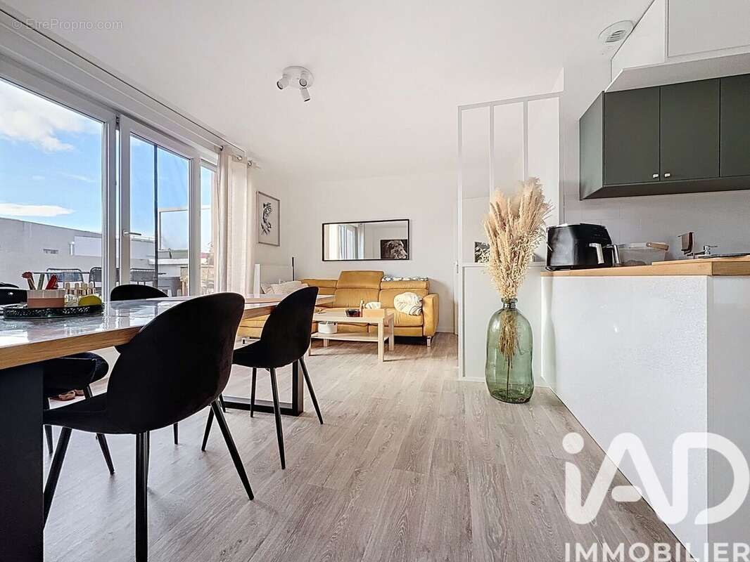 Photo 2 - Appartement à GRIGNY