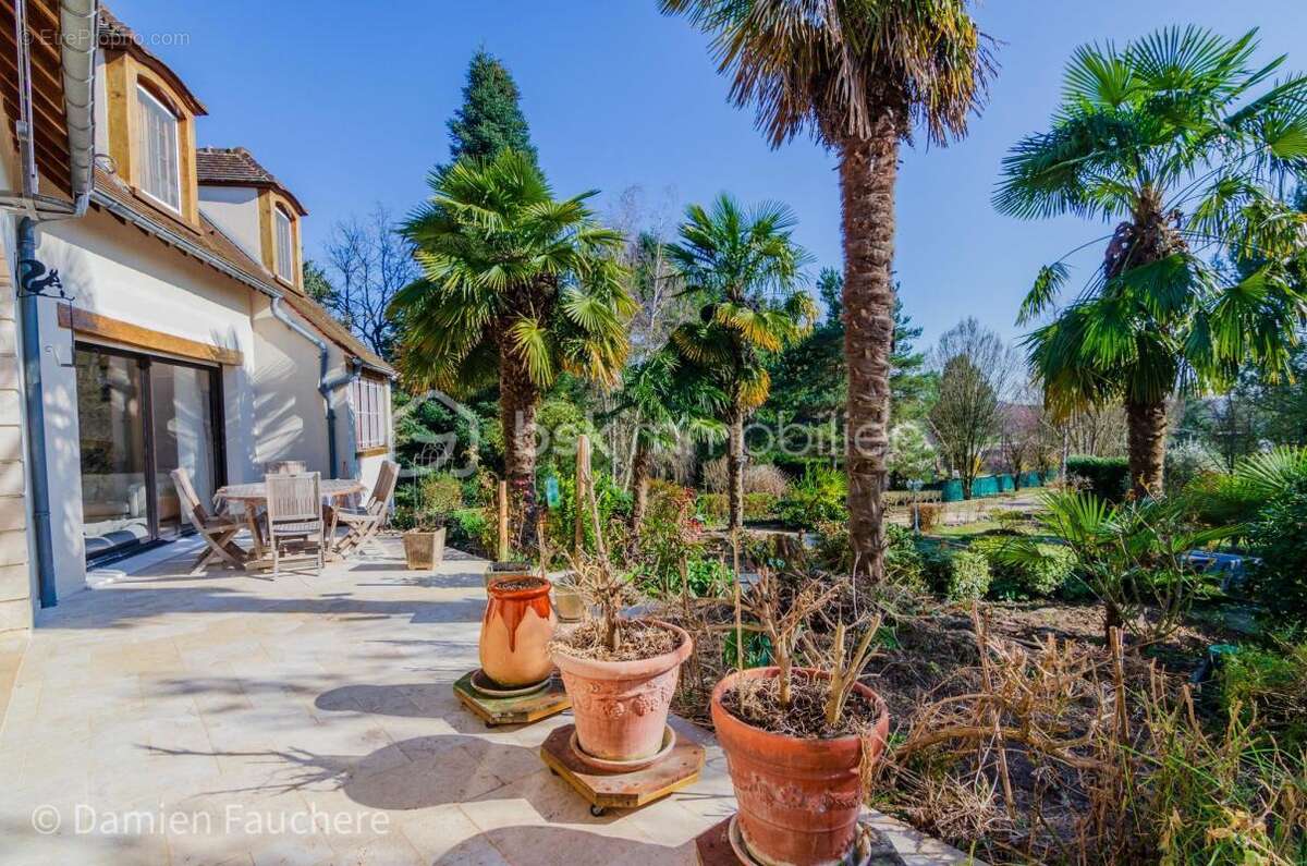 Maison à MILLY-LA-FORET