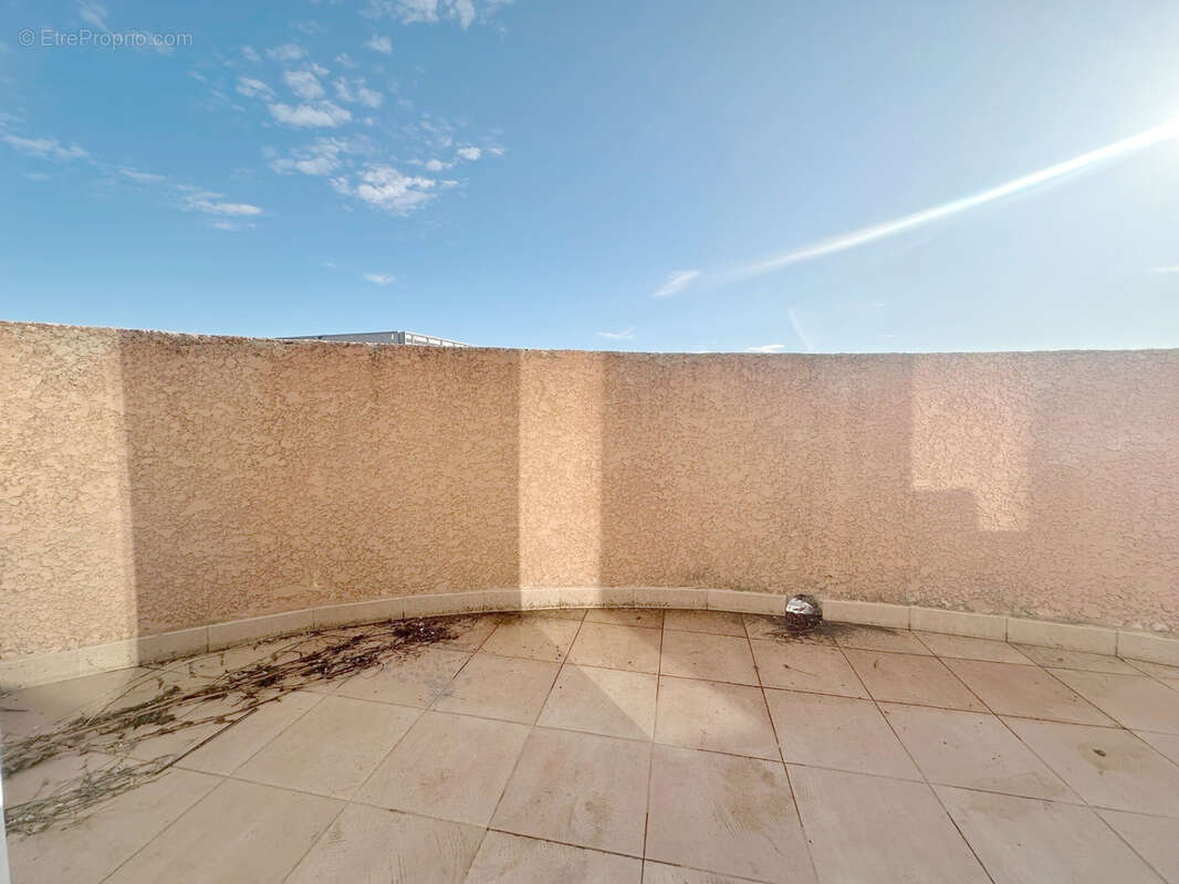 Appartement à SAINT-JEAN-DE-VEDAS