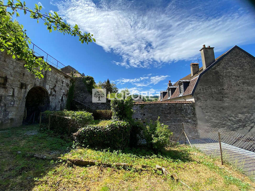 Maison à SALINS-LES-BAINS