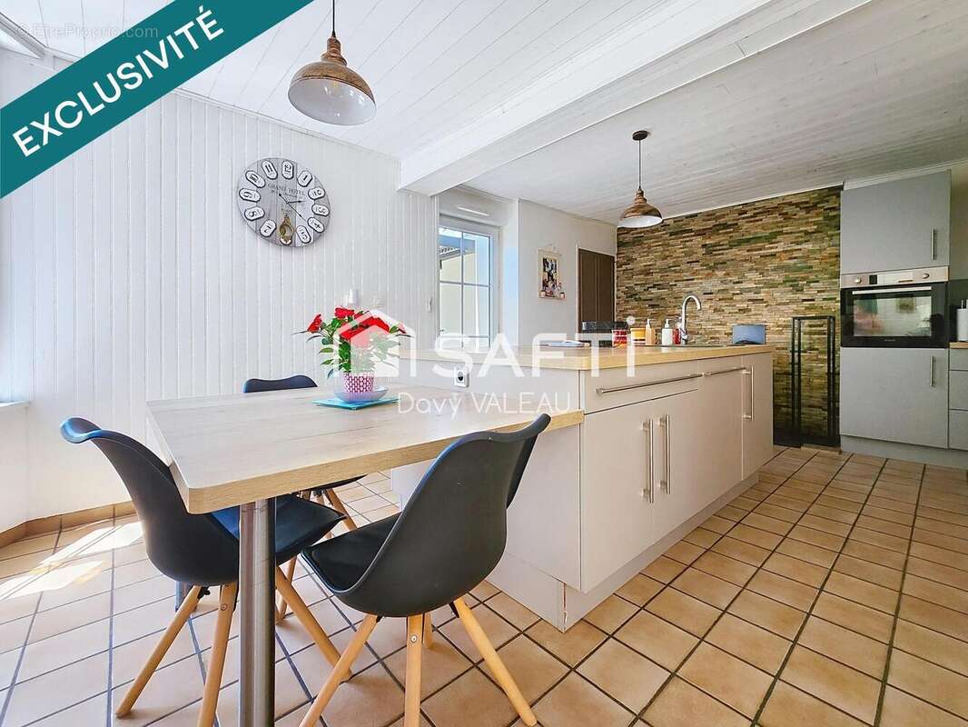 Maison 135 m² à Bournezeau  - photo 3