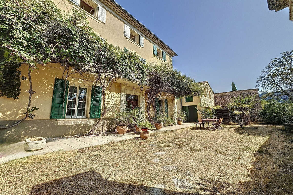Maison à LIOUX