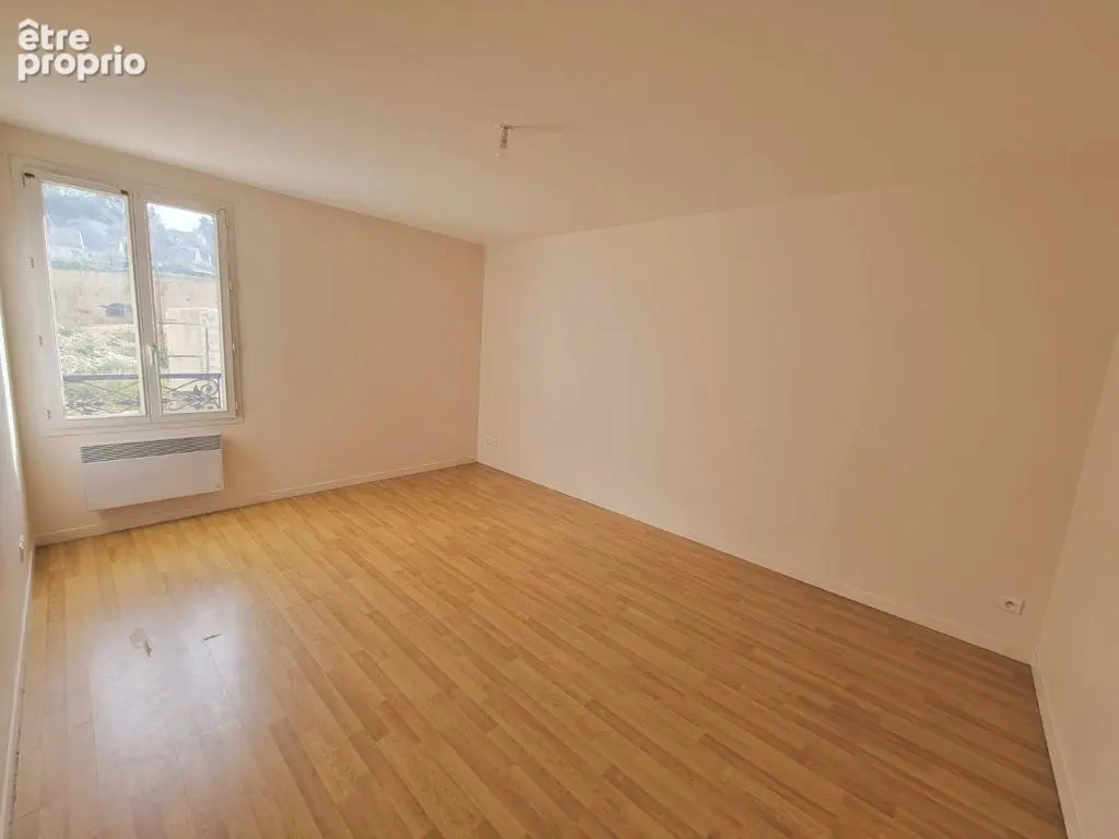 Superbe maison de ville 83 m² 4 pièces très proche gare Provins - photo 4