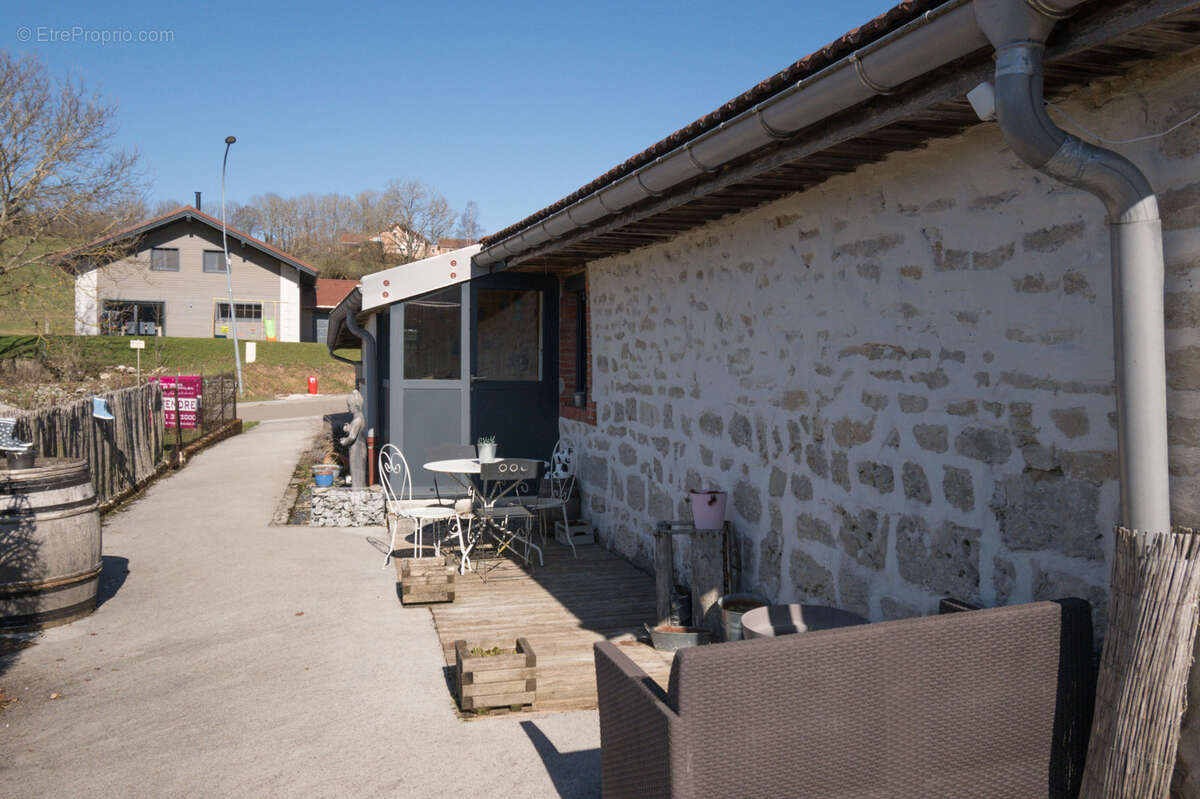 Maison à MAISONS-DU-BOIS-LIEVREMONT