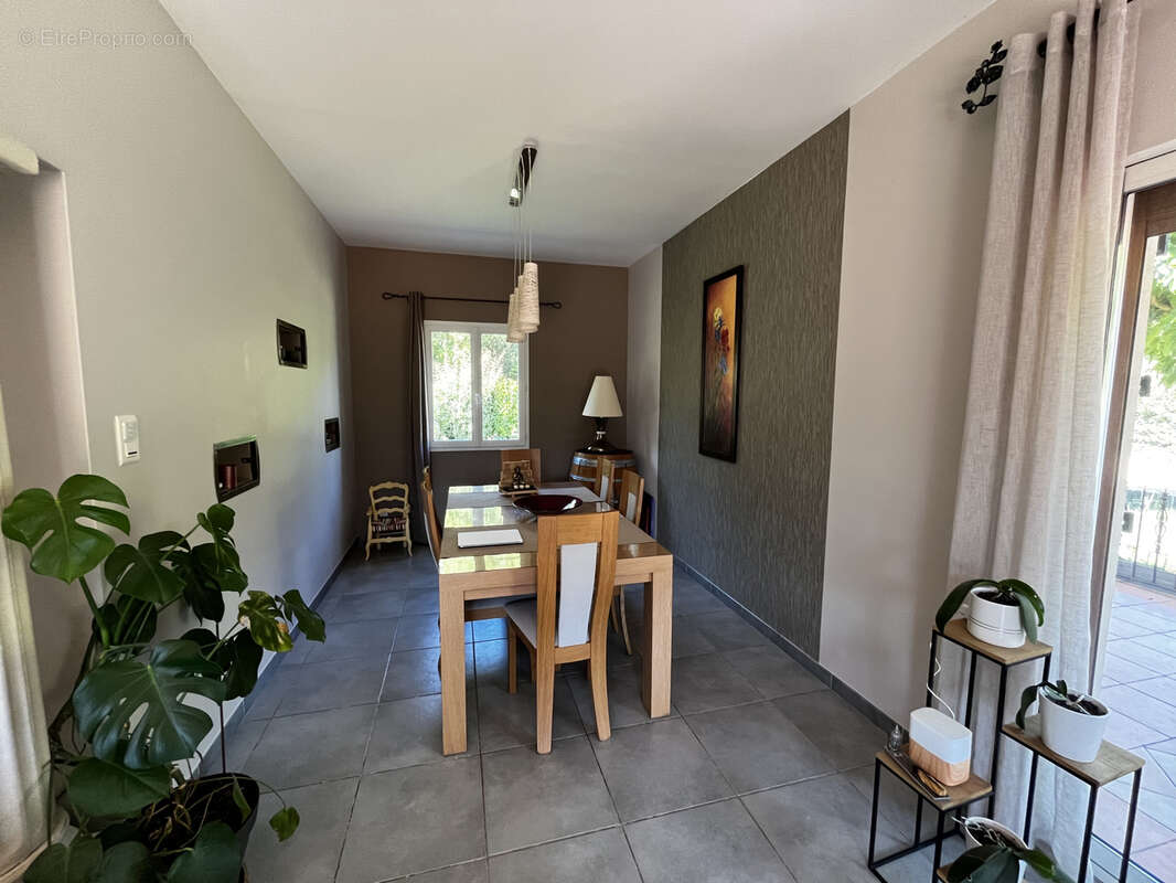 Maison à LE MARTINET