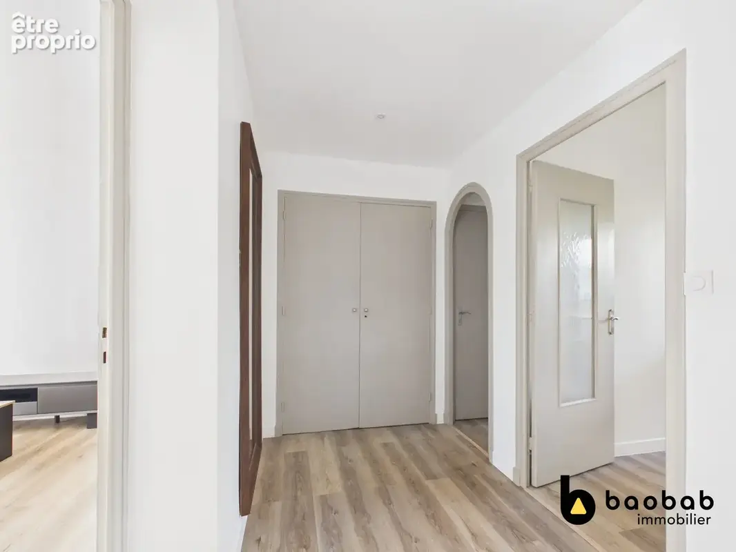 Appartement 1 pièce 46 m² à vendre à Chambery (73000) - photo 2