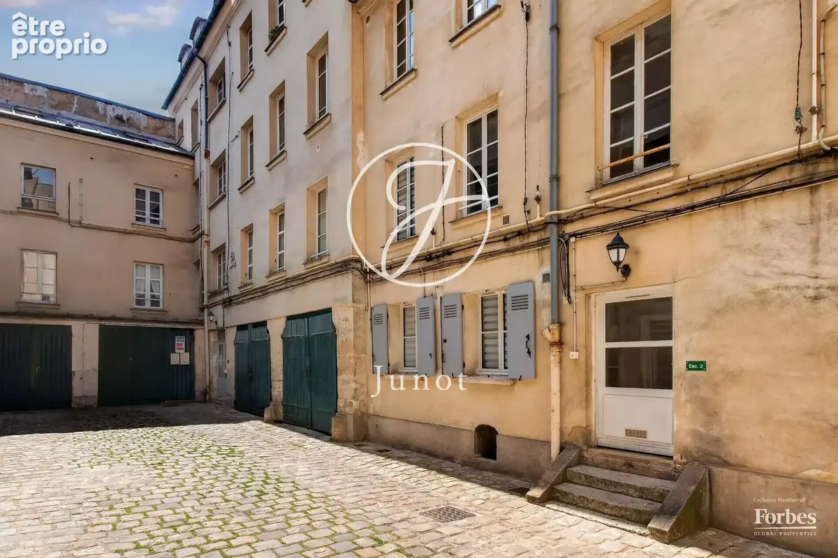 Versailles - NOTRE DAME - Appartement - 61.71 m² Loi Carrez (Surface totale de 78.45 m²) - 4 pièces - photo 12