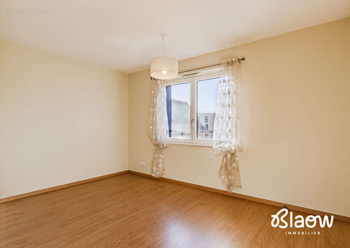 Appartement 83 m² à Veauche  - photo 6