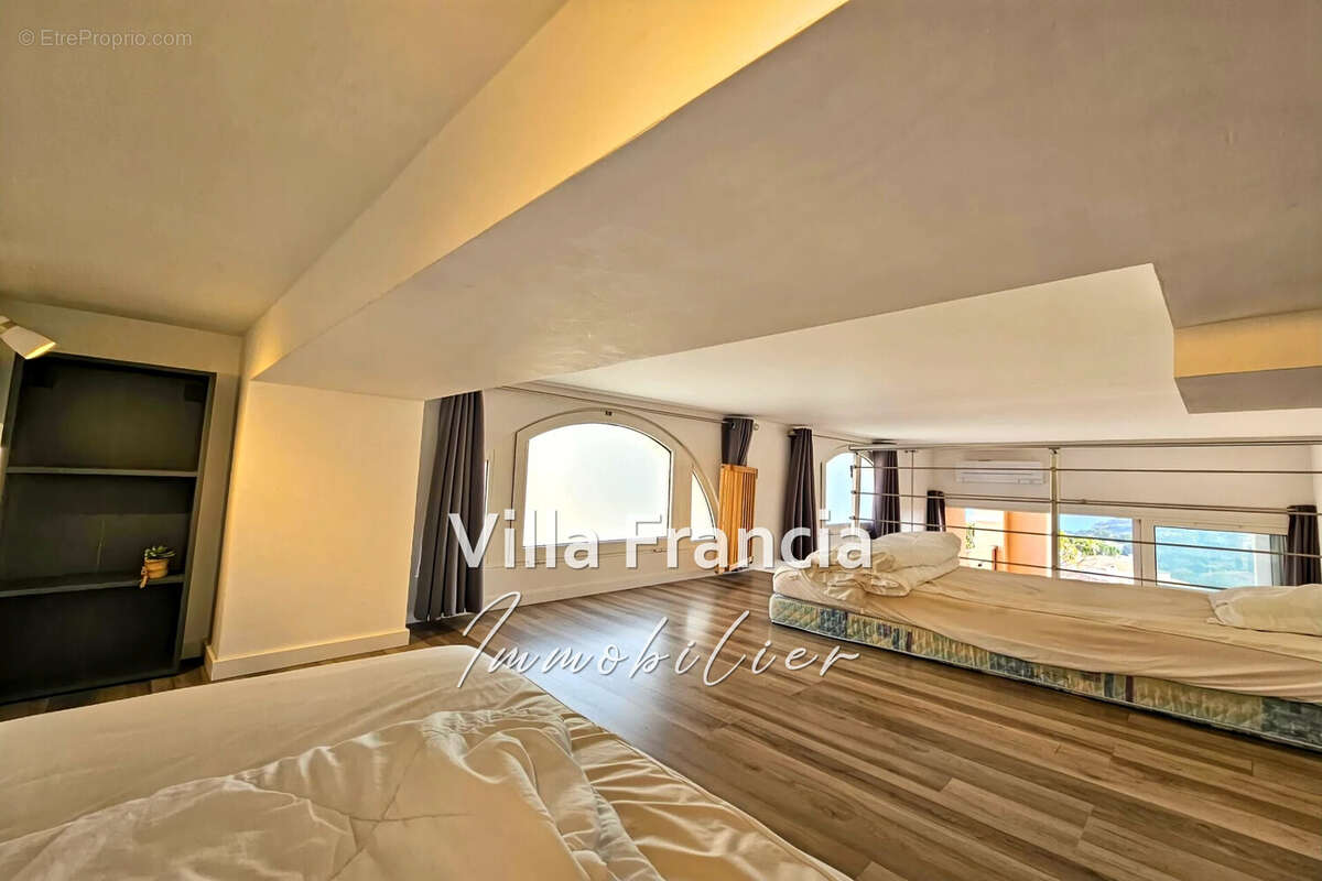 Appartement à SAINT-RAPHAEL