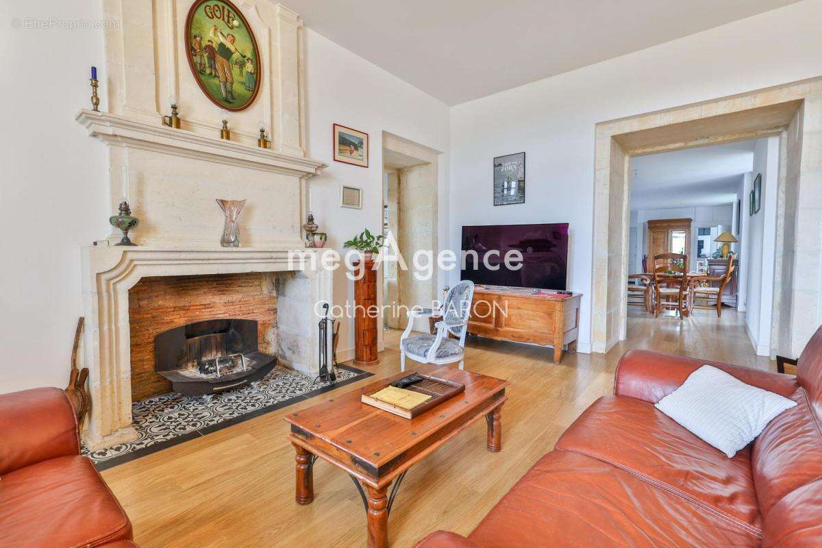 Appartement à LE DOUHET